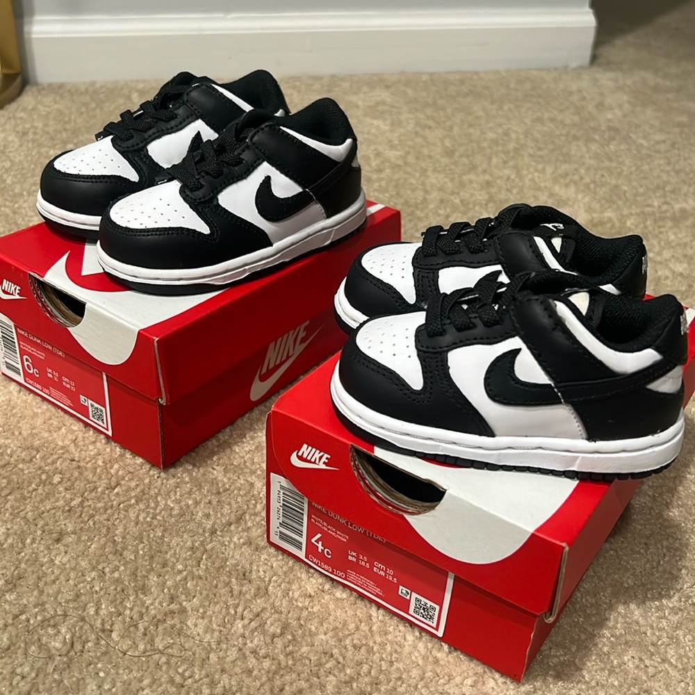 Nike panda dunks